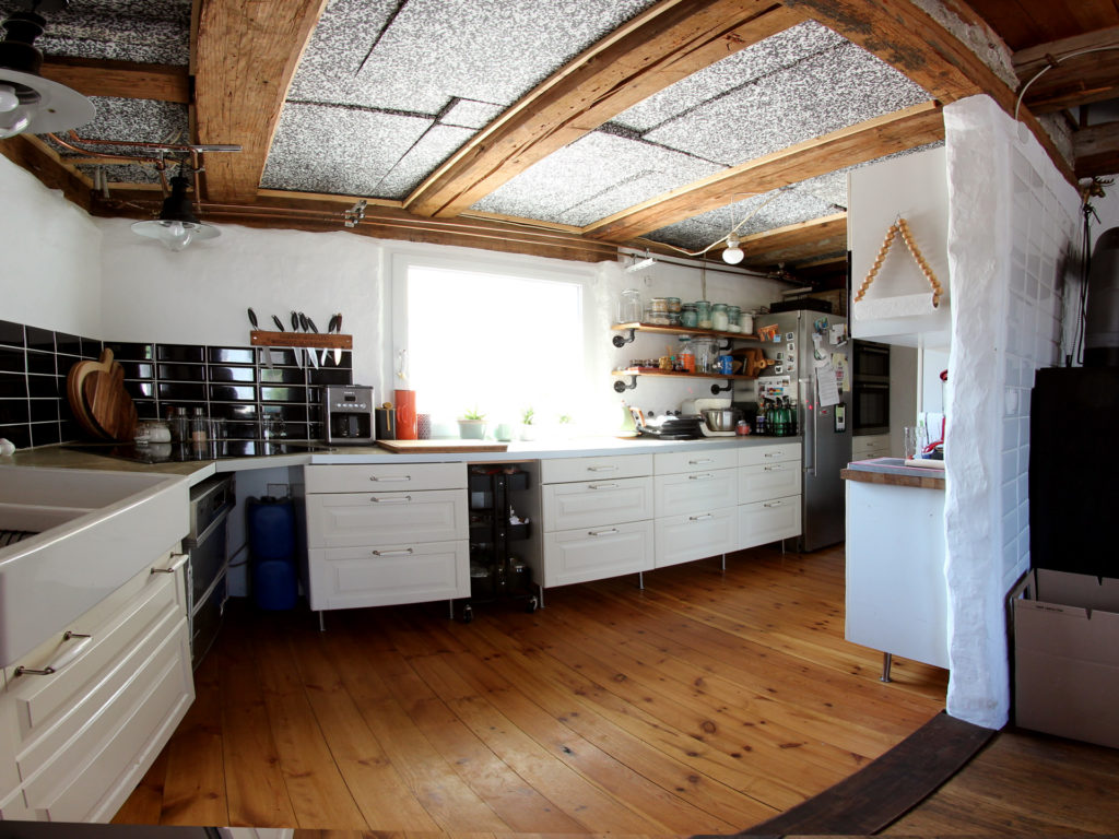 71083 Herrenberg-Oberjesingen
Wohnfläche ca.149 m²
Grundstück: ca. 513 m²
