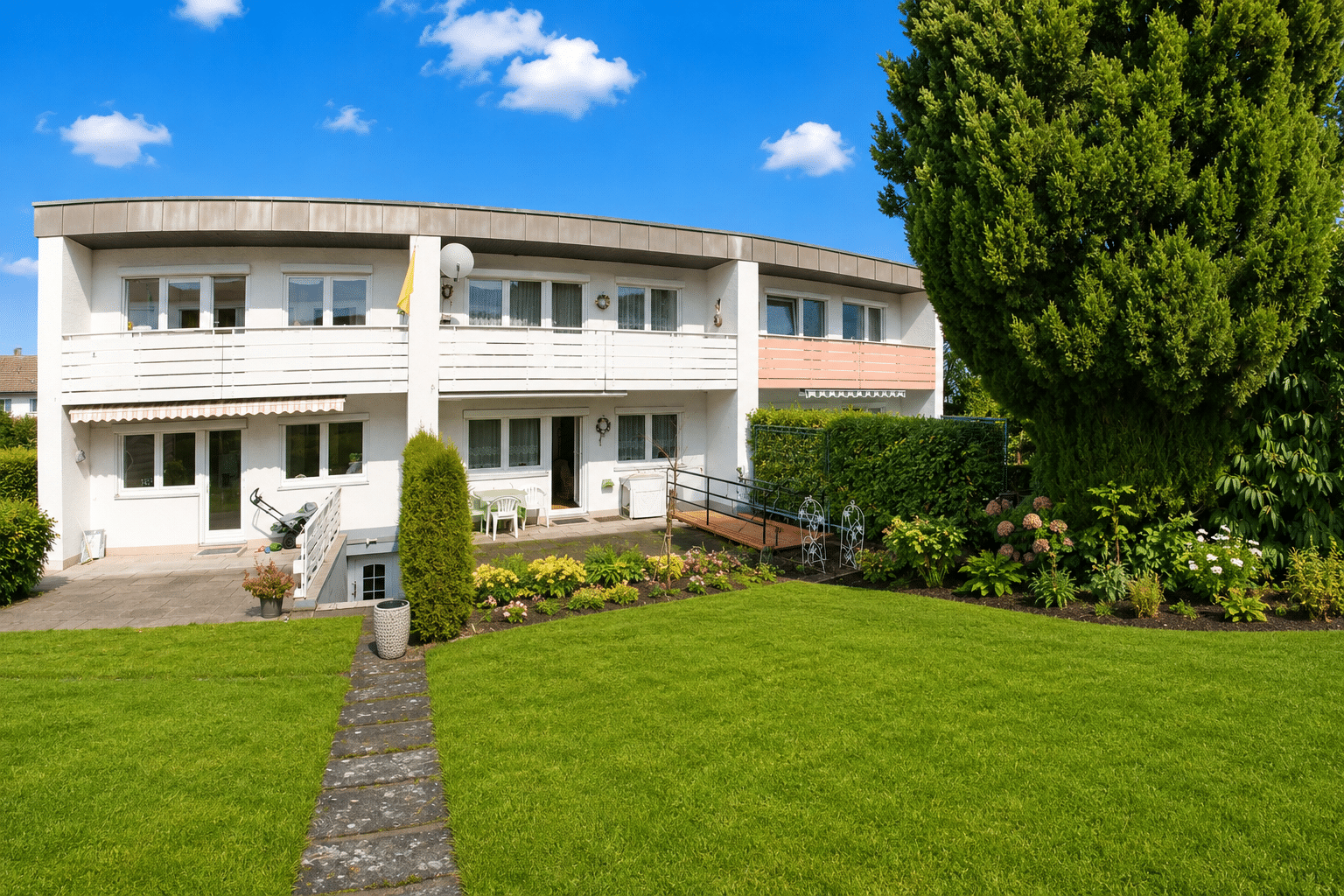 Du betrachtest gerade <span style='color:#FF0000;'>VERKAUFT! </span> Georgenberg: Traumreihenhaus mit Garage