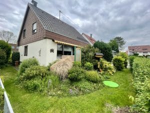 Mehr über den Artikel erfahren 🔥<span style='color:#FF0000;'>Verkauft! ✅</span>Wohnen wie im Urlaub – Bezauberndes Einfamilienhaus mit idyllischem Garten